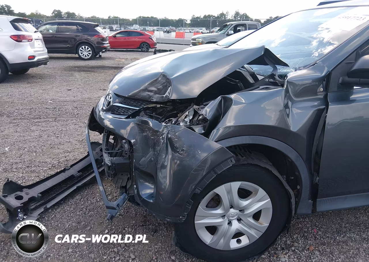 2013 Toyota Rav4 Le VIN:JTMZFREV1DD024255 - 6