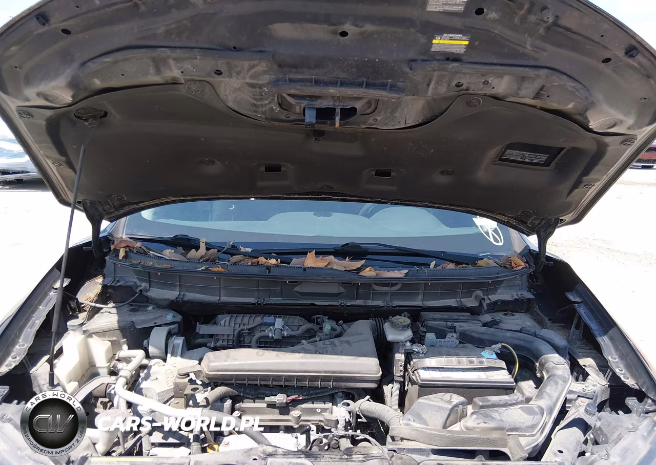 2015 Nissan Rogue S VIN:KNMAT2MT6FP579023 - 10