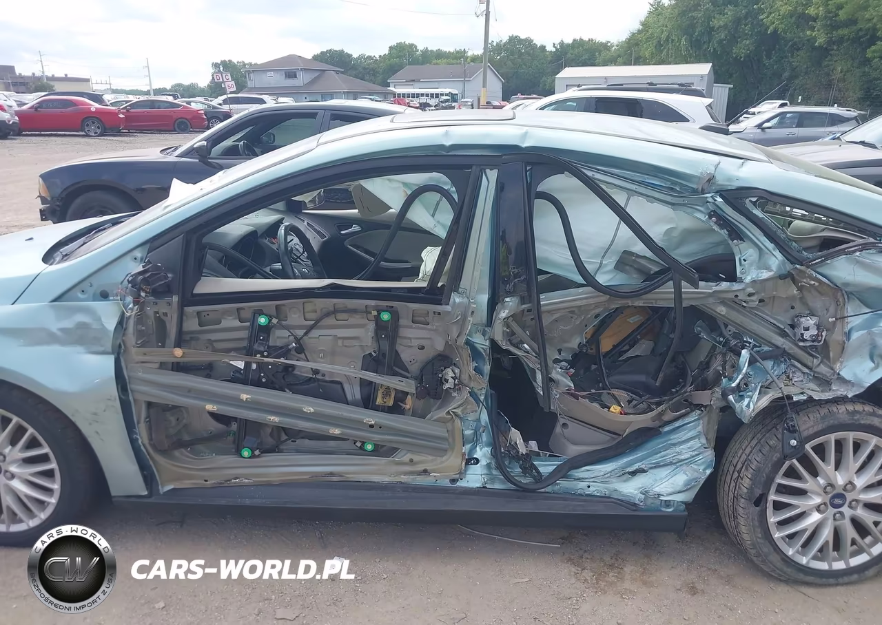 2012 Ford Focus Sel VIN:1FAHP3H27CL357917 - 15