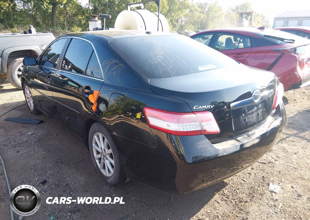 2010 Toyota Camry Xle VIN:4T4BF3EK3AR076309 - 3