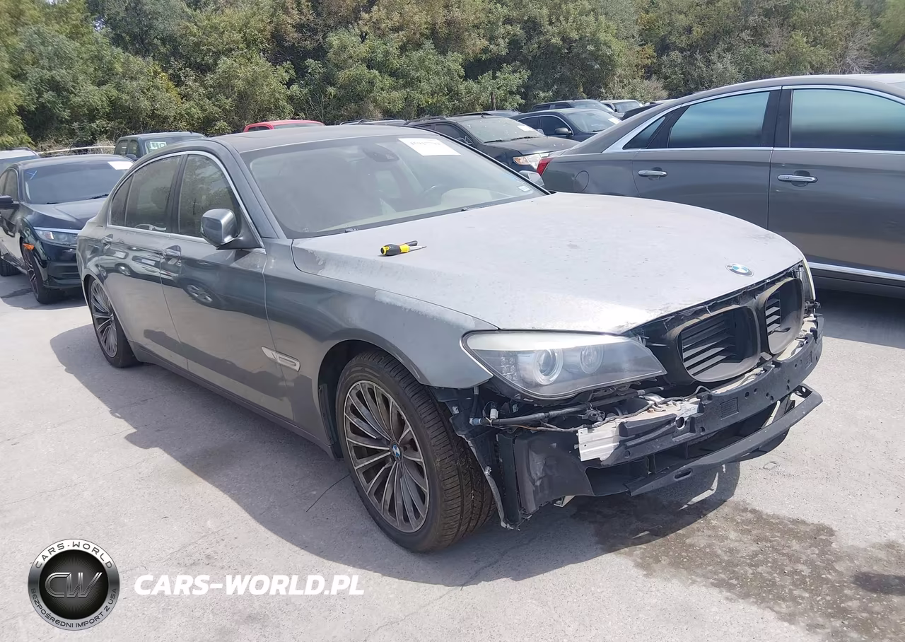 2012 BMW 750Li