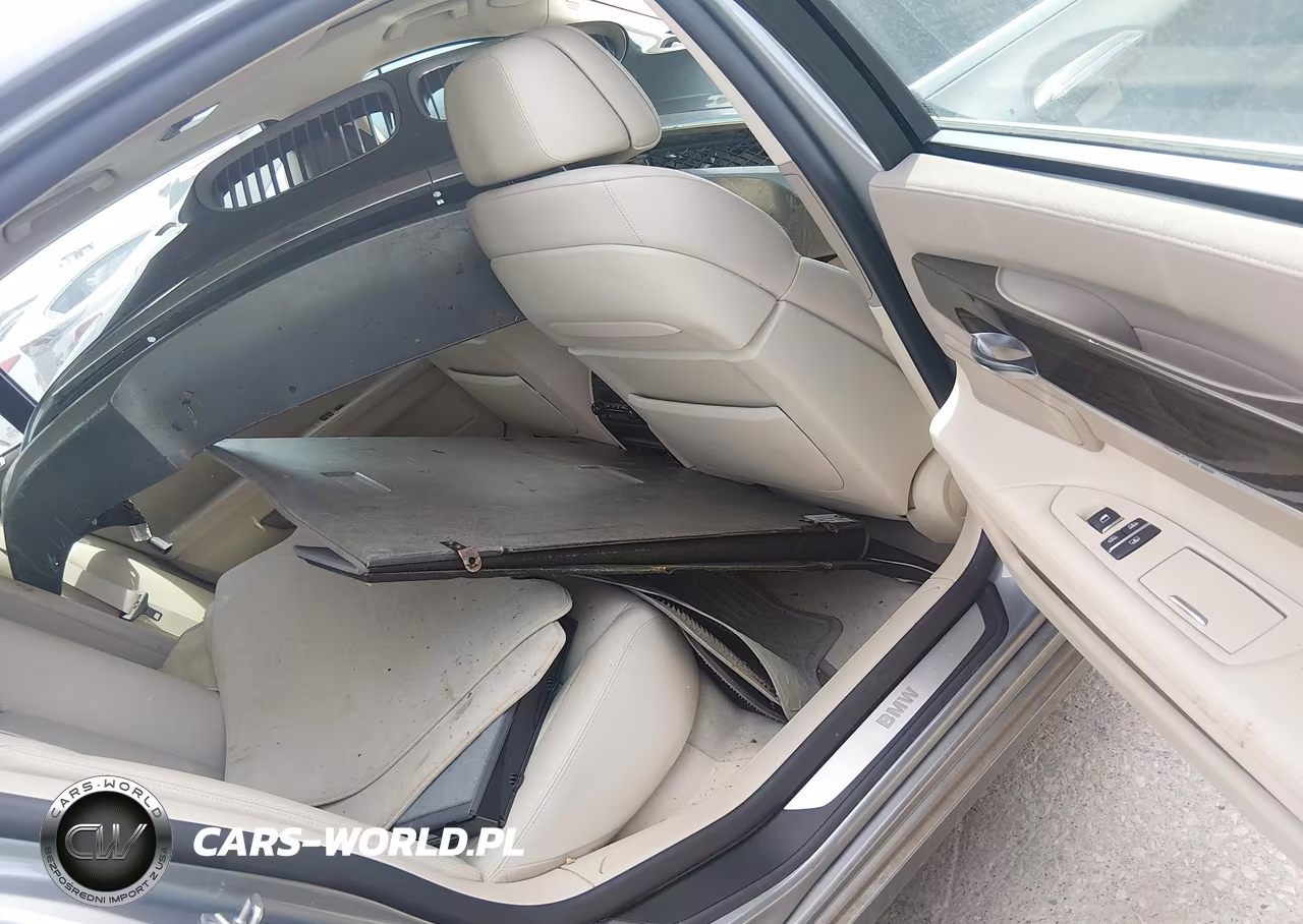 2012 BMW 750Li VIN:WBAKB8C50CC964963 - 8