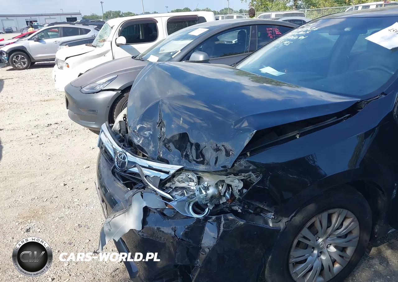 2014 Toyota Camry Le VIN:4T4BF1FK8ER395441 - 6