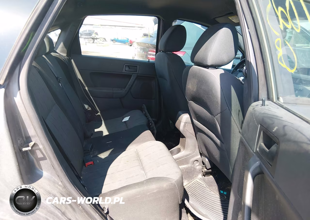 2010 Ford Focus Se VIN:1FAHP3FN6AW187333 - 8