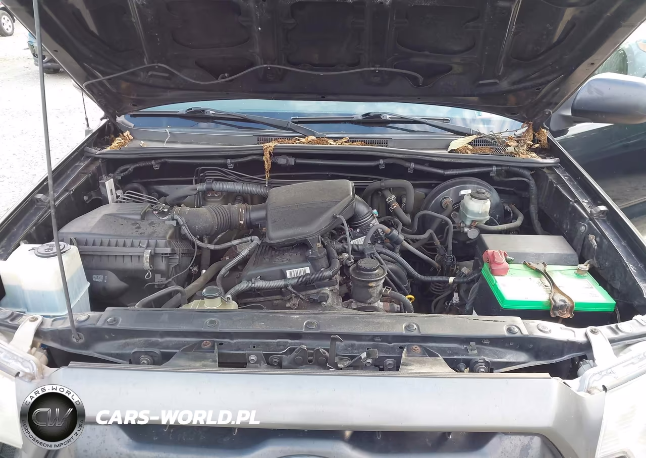 2012 Toyota Tacoma VIN:5TFPX4EN4CX013030 - 10
