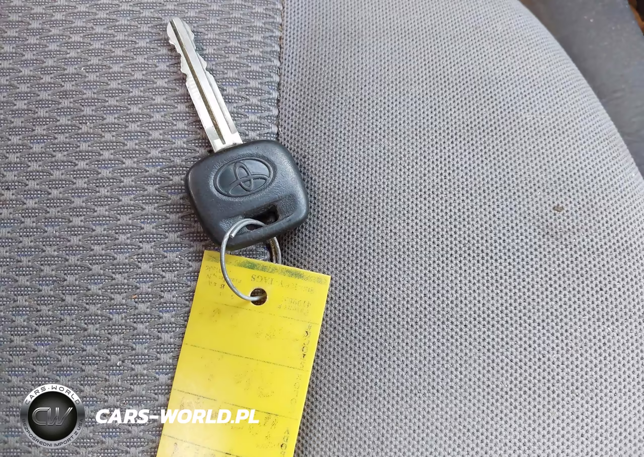 2012 Toyota Tacoma VIN:5TFPX4EN4CX013030 - 11