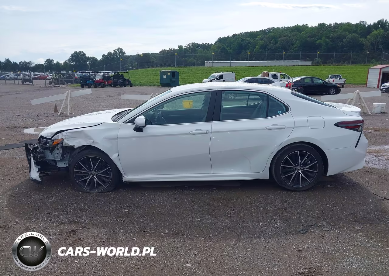 2021 Toyota Camry Se VIN:4T1G11AK0MU450565 - 14