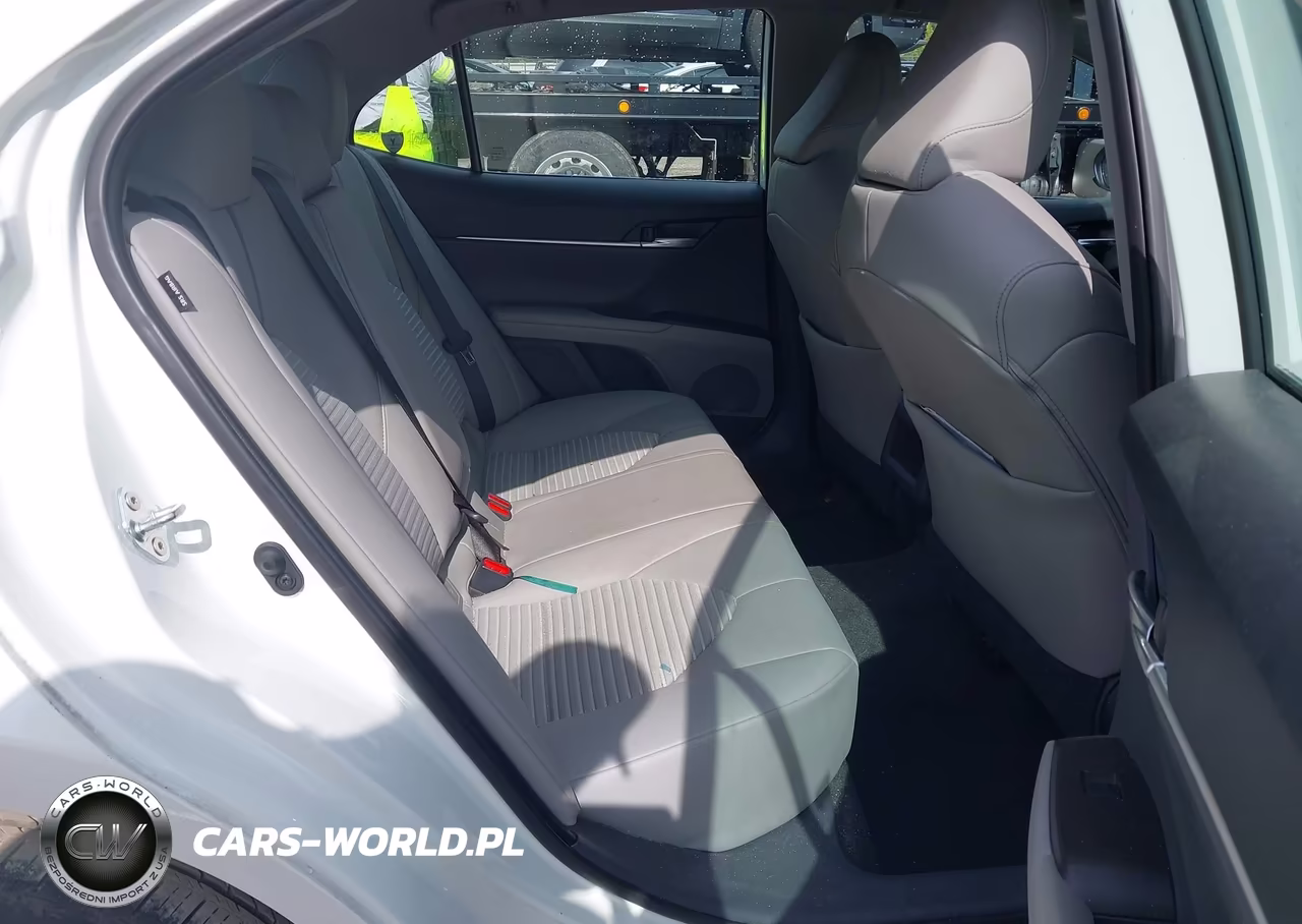 2021 Toyota Camry Se VIN:4T1G11AK0MU450565 - 8