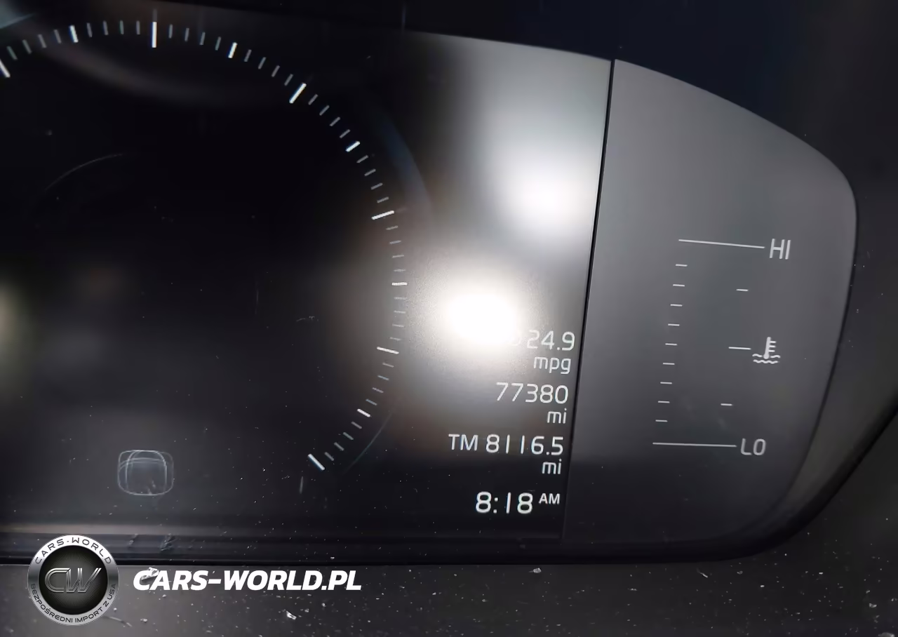 2018 Volvo Xc90 T5 Momentum VIN:YV4102CK0J1354137 - 15
