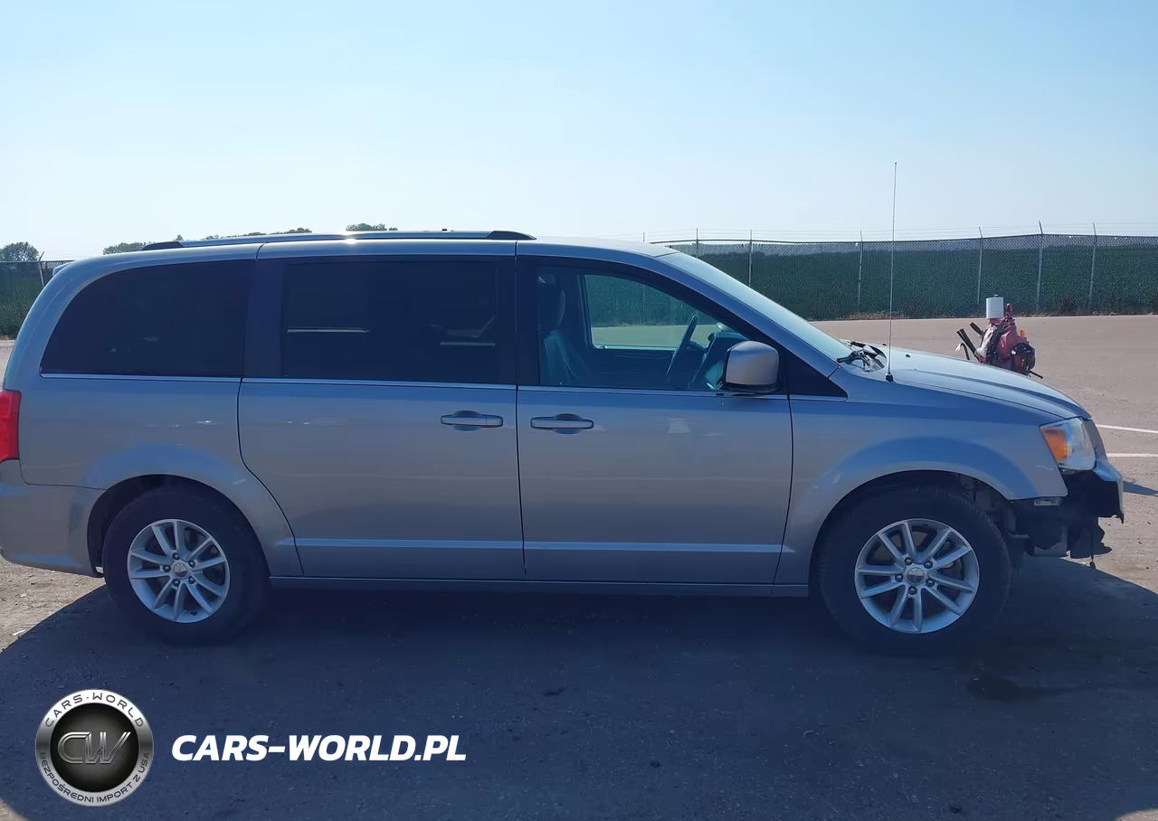 2018 Dodge Grand Caravan Sxt VIN:2C4RDGCG4JR326114 - 13