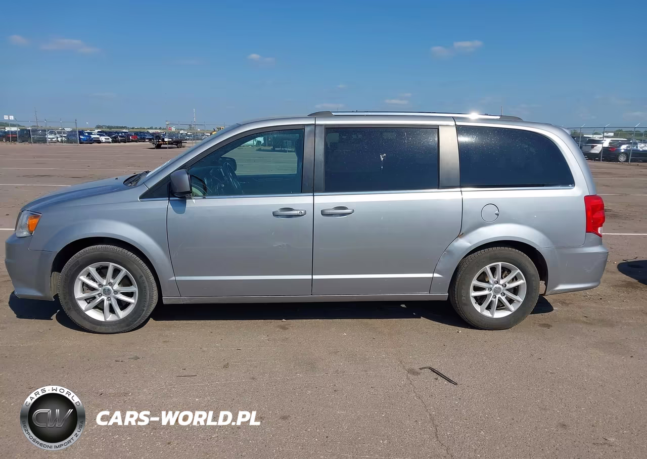 2018 Dodge Grand Caravan Sxt VIN:2C4RDGCG4JR326114 - 14