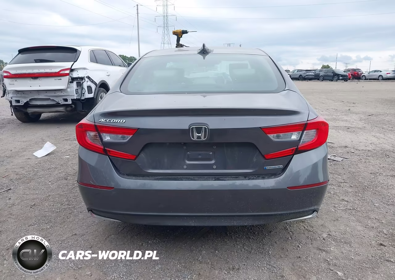 2018 Honda Accord Hybrid VIN:1HGCV3F11JA009092 - 16