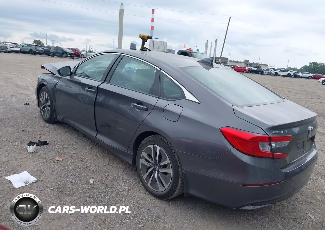 2018 Honda Accord Hybrid VIN:1HGCV3F11JA009092 - 3
