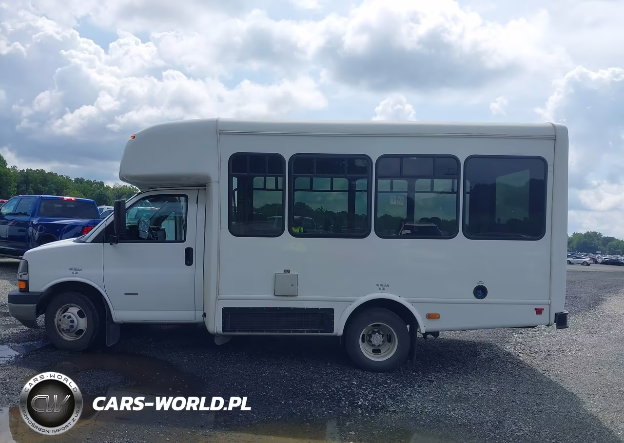2015 Chevrolet Express Cutaway 3500 Diesel VIN:1GB3G2BL4F1160708 - 19