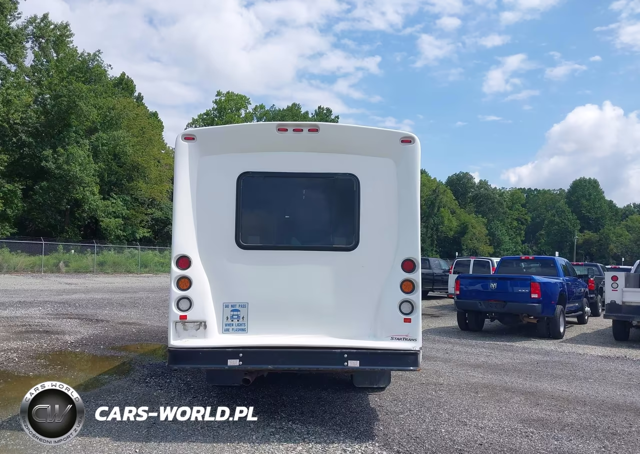 2015 Chevrolet Express Cutaway 3500 Diesel VIN:1GB3G2BL4F1160708 - 21