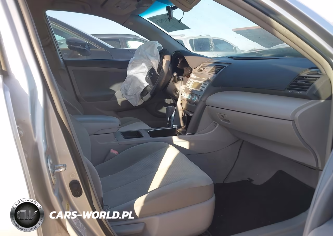 2009 Toyota Camry Le VIN:4T4BE46KX9R076620 - 5