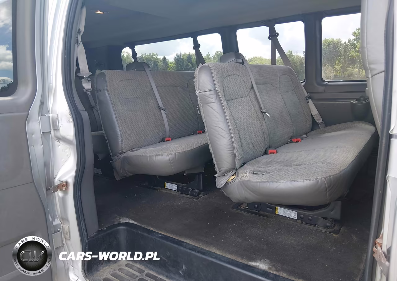 2023 Chevrolet Express Passenger Rwd 3500 Extended Wheelbase Ls VIN:1GAZGNFP6P1113064 - 8