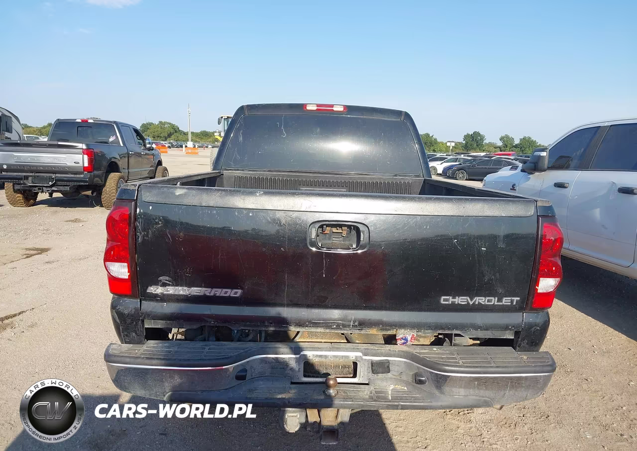 2005 Chevrolet Silverado 2500Hd Ls VIN:1GCHC23U75F882308 - 16