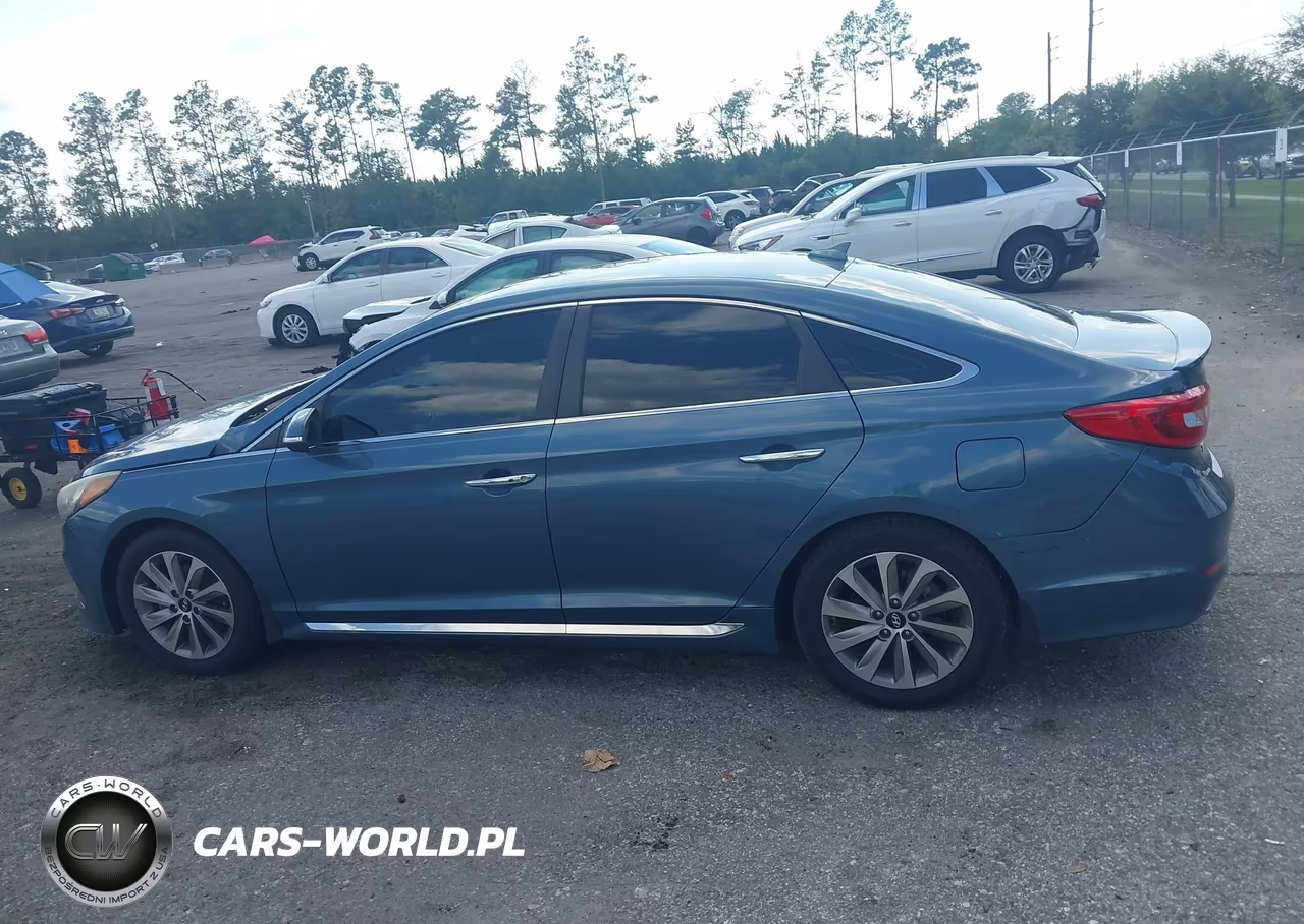 2015 Hyundai Sonata Sport VIN:5NPE34AF2FH241190 - 14