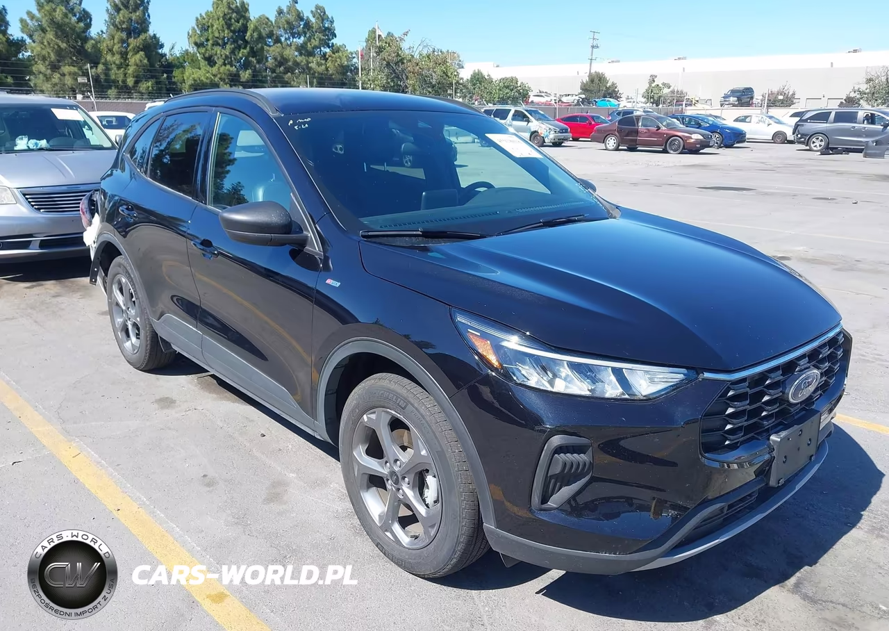 2025 Ford Escape St-Line – zdjęcie 1 z 17