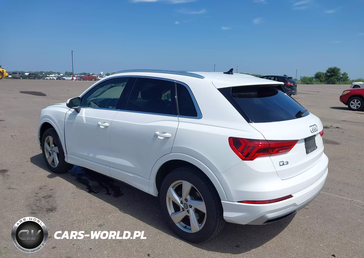 2020 Audi Q3 Premium 45 Tfsi Quattro Tiptronic VIN:WA1AECF30L1107020 - 3