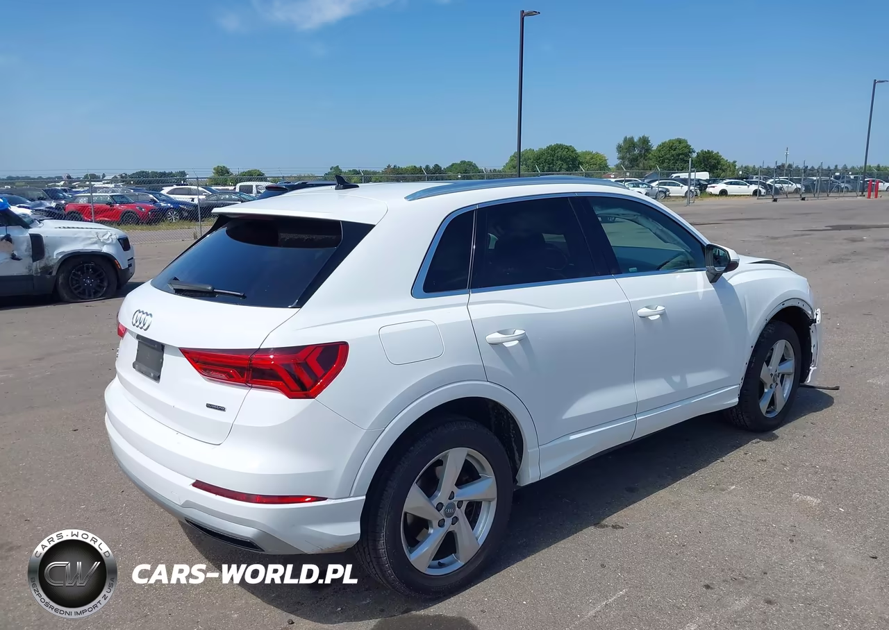 2020 Audi Q3 Premium 45 Tfsi Quattro Tiptronic VIN:WA1AECF30L1107020 - 4