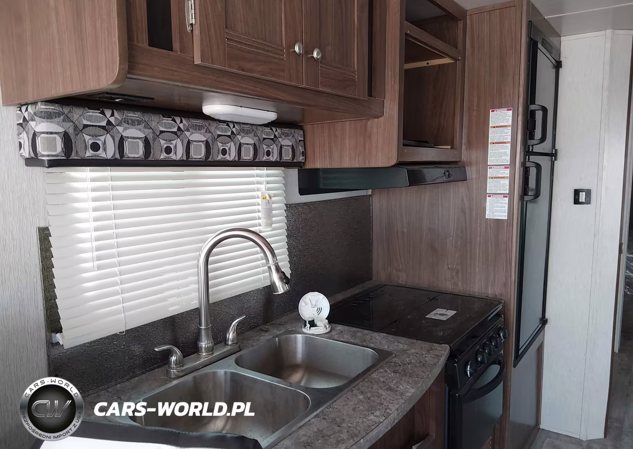 2019 Heartland Rv Pioneer VIN:5SFPB3026KE397549 - 12