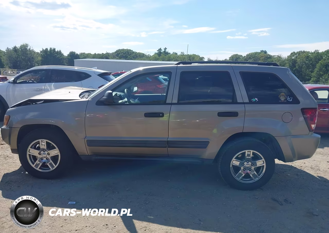 2005 Jeep Grand Cherokee Laredo VIN:1J8HS48N75C566501 - 15