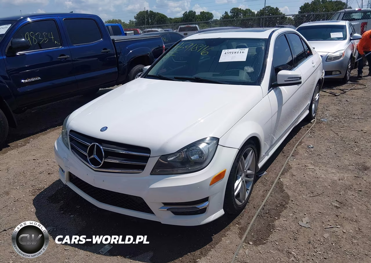 2014 Mercedes-Benz C 250 Sport VIN:WDDGF4HB2ER312954 - 2