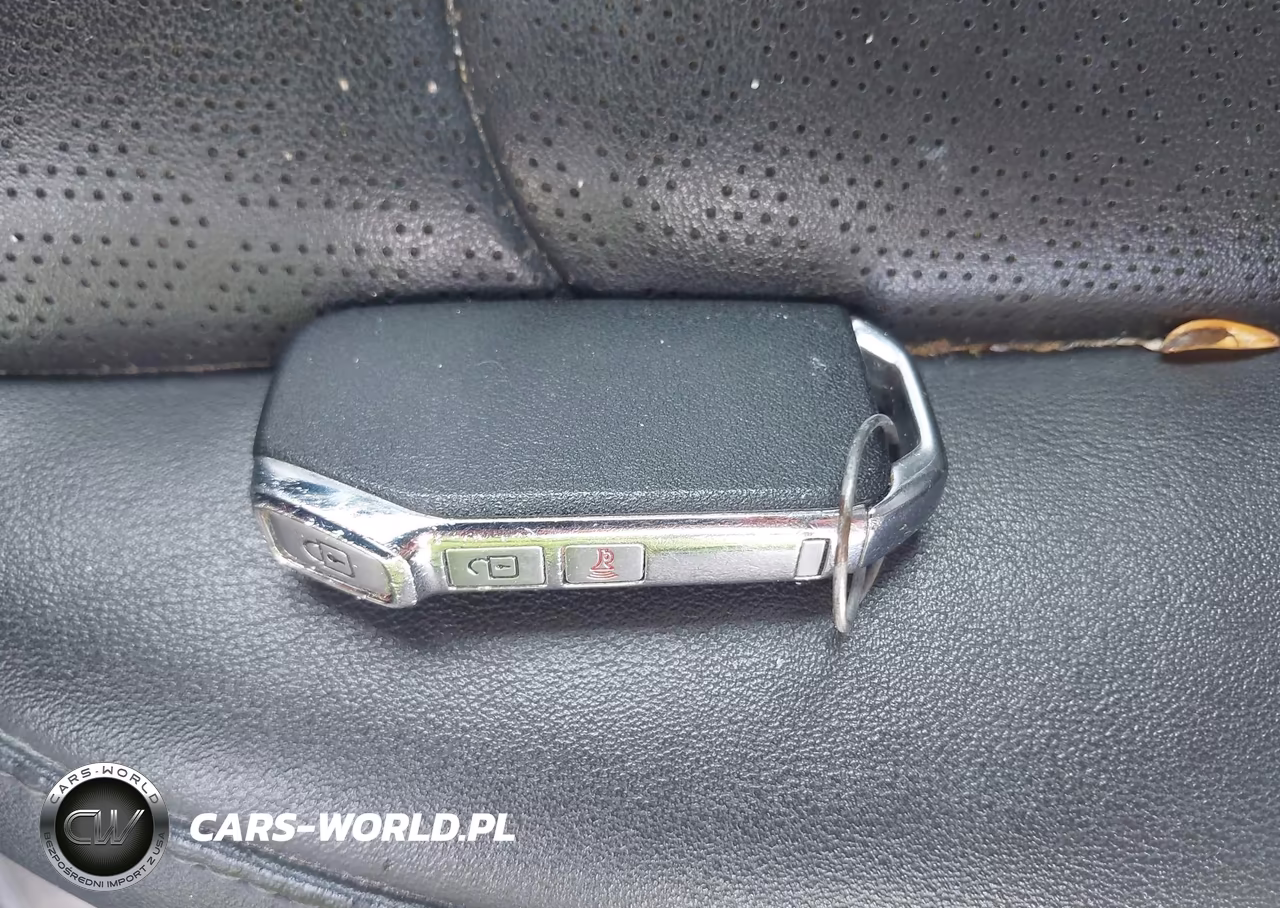 2021 Kia Sorento S VIN:5XYRLDLC0MG026111 - 11