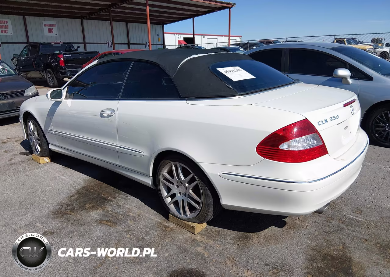 2009 Mercedes-Benz Clk 350 VIN:WDBTK56FX9T109723 - 3