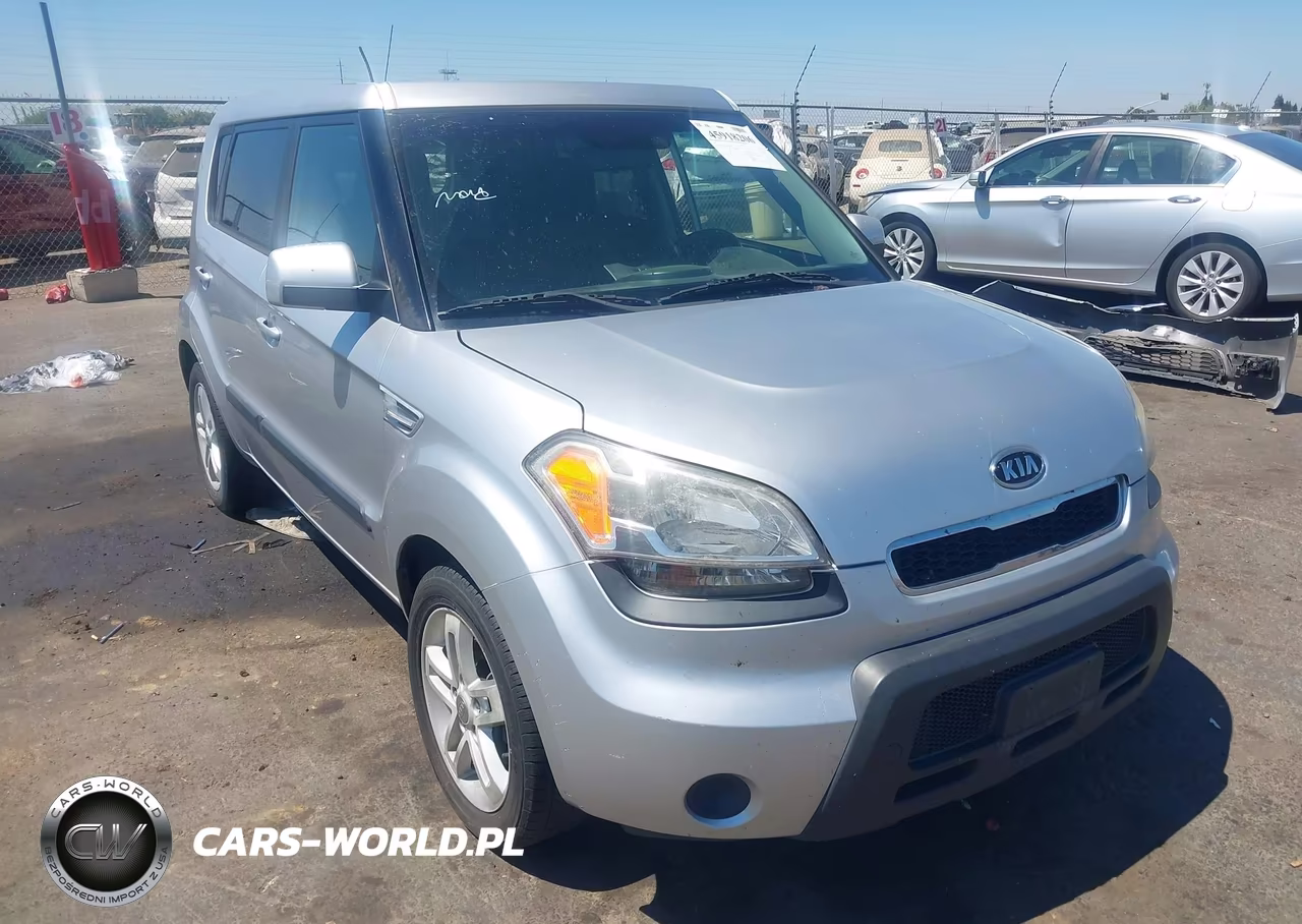 2011 Kia Soul +