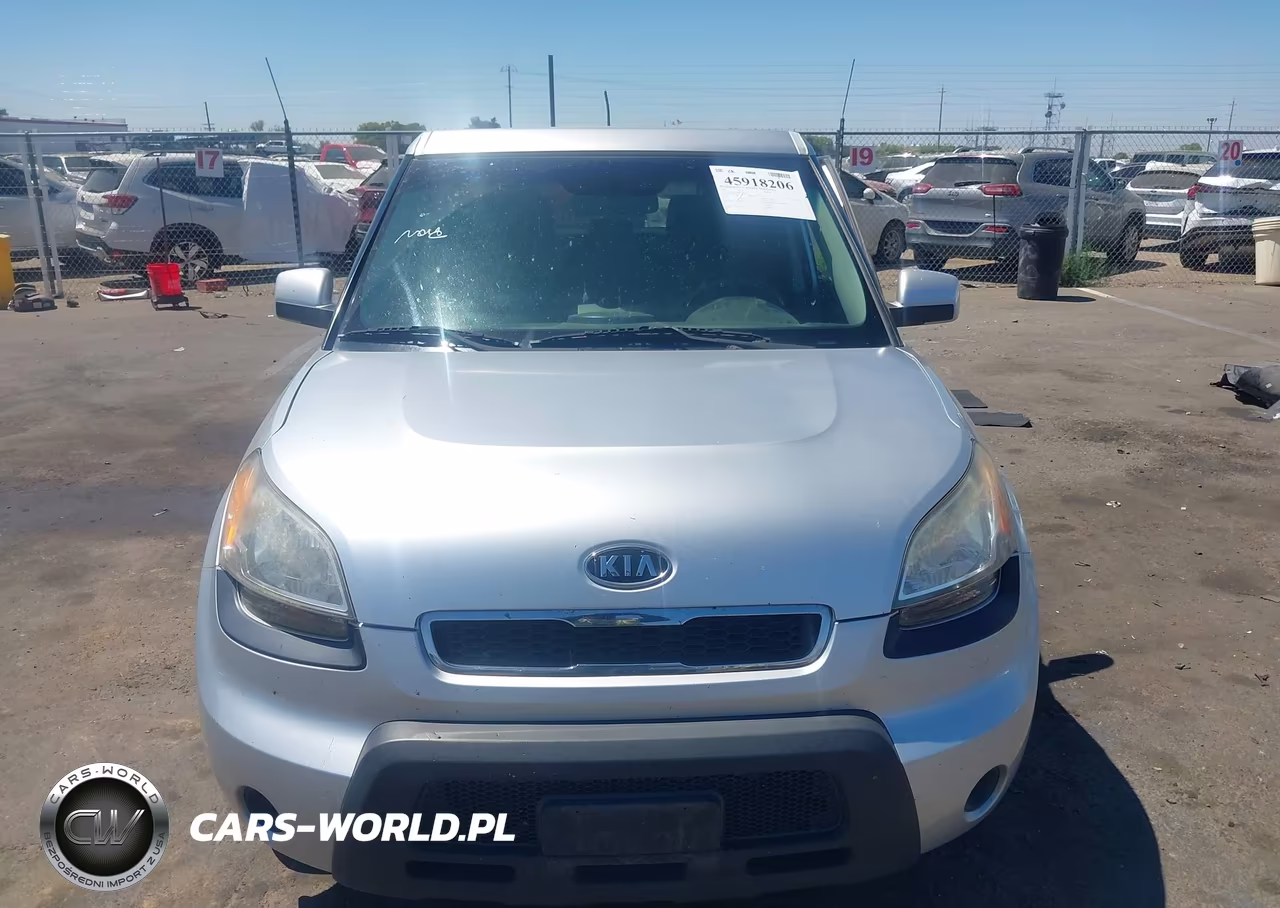 2011 Kia Soul + VIN:KNDJT2A28B7272765 - 12