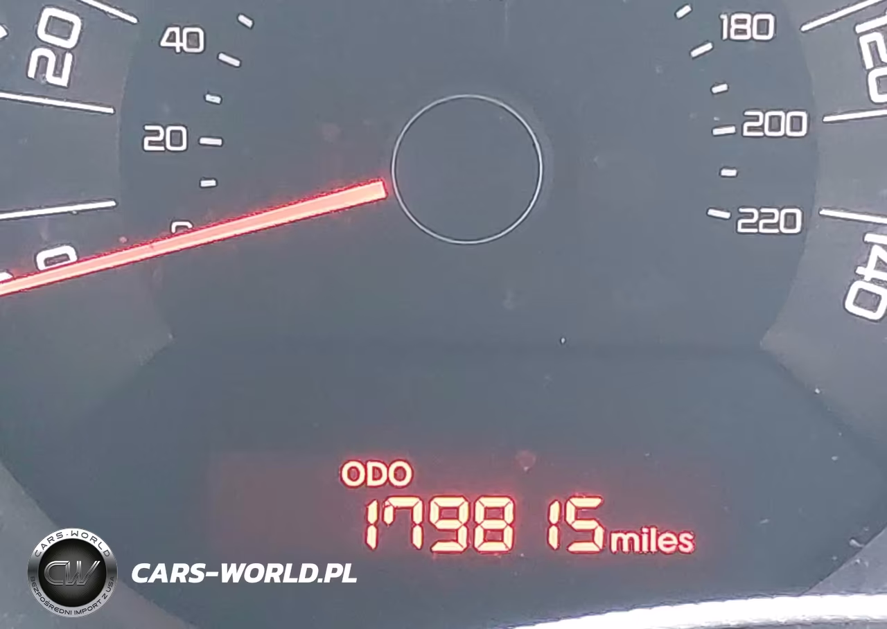 2011 Kia Soul + VIN:KNDJT2A28B7272765 - 15
