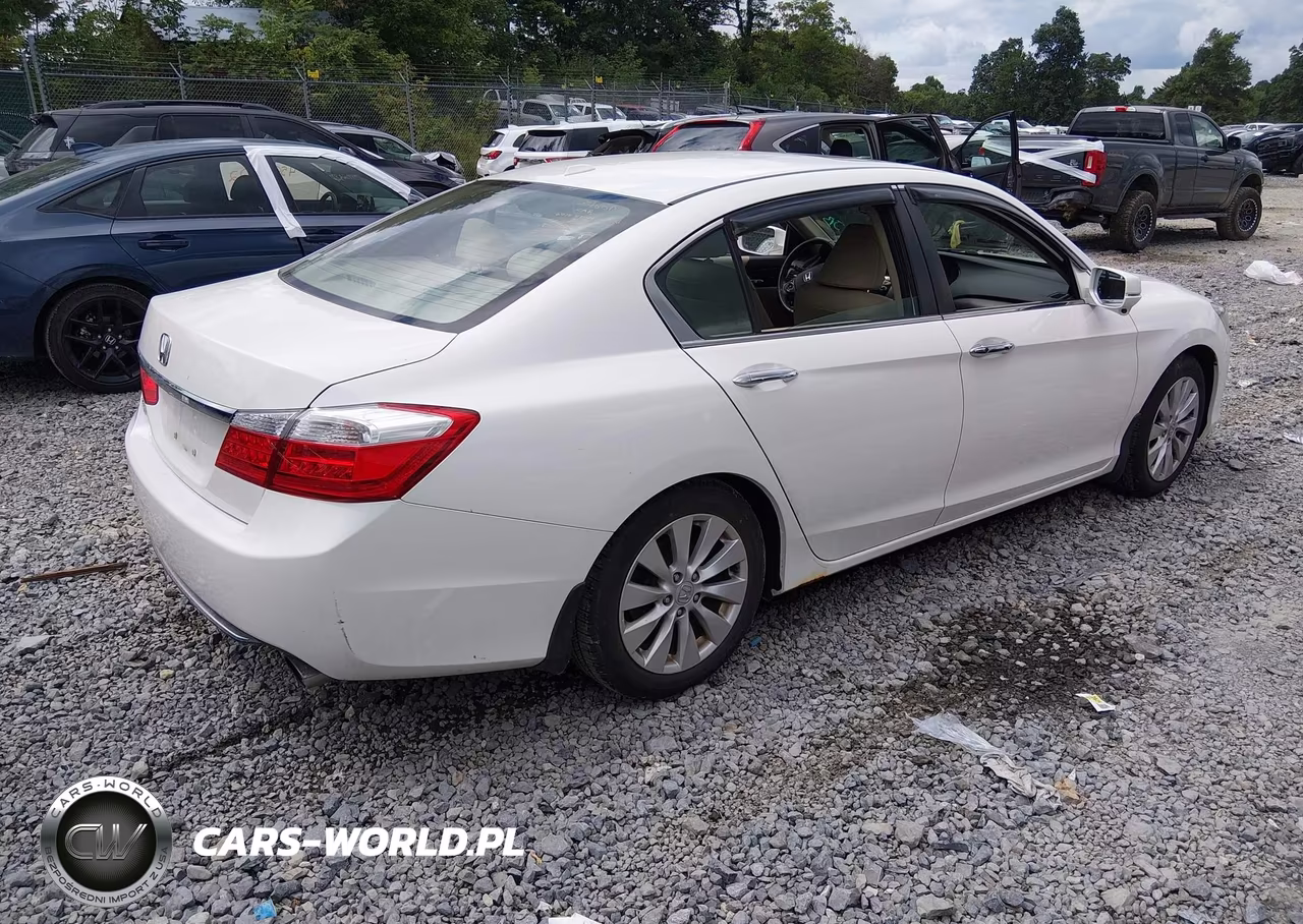 2015 Honda Accord Ex-L VIN:1HGCR2F81FA060661 - 4