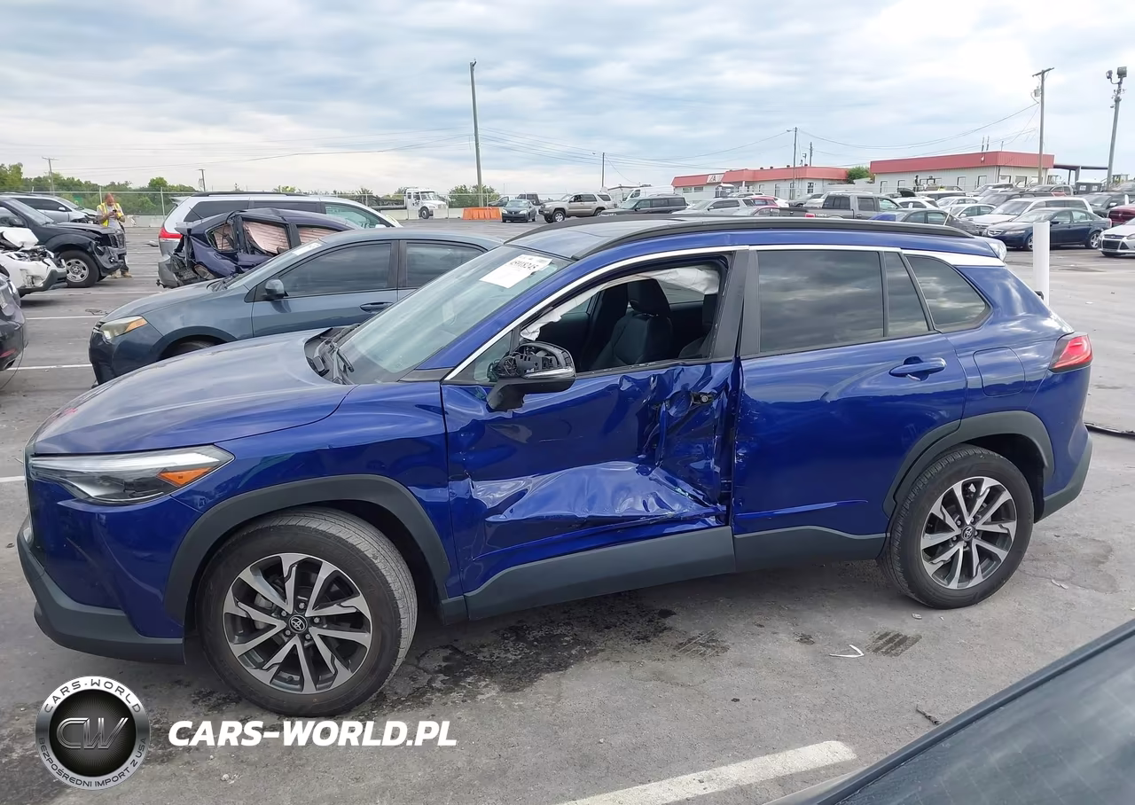 2023 Toyota Corolla Cross Xle VIN:7MUDAABGXPV074618 - 14