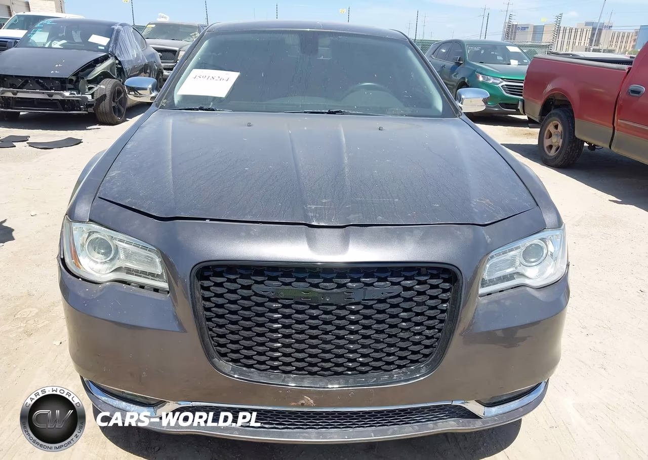 2017 Chrysler 300C VIN:2C3CCAEG7HH662637 - 12