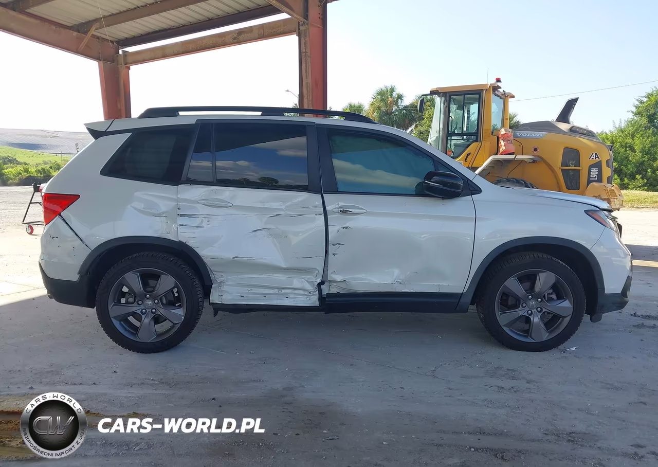 2020 Honda Passport 2Wd Touring VIN:5FNYF7H9XLB000123 - 13