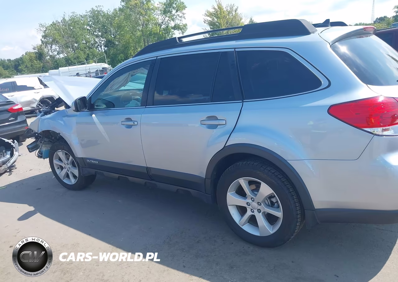 2014 Subaru Outback 2.5I Premium VIN:4S4BRCCC4E3233337 - 15