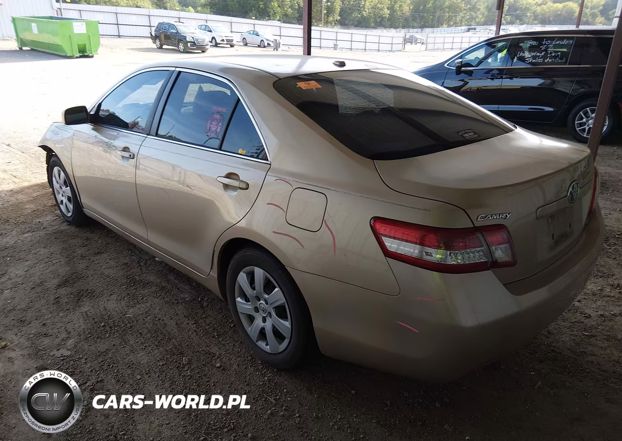 2011 Toyota Camry Le VIN:4T1BF3EK7BU647456 - 3