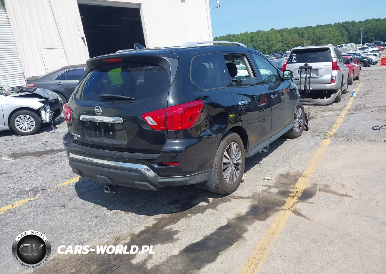 2019 Nissan Pathfinder S VIN:5N1DR2MNXKC631151 - 4