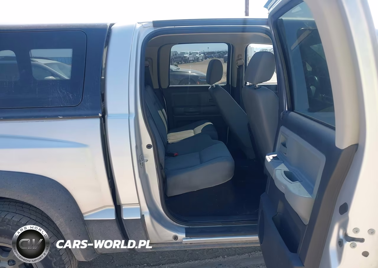 2009 Dodge Dakota Sxt VIN:1D7HW38P99S709862 - 8
