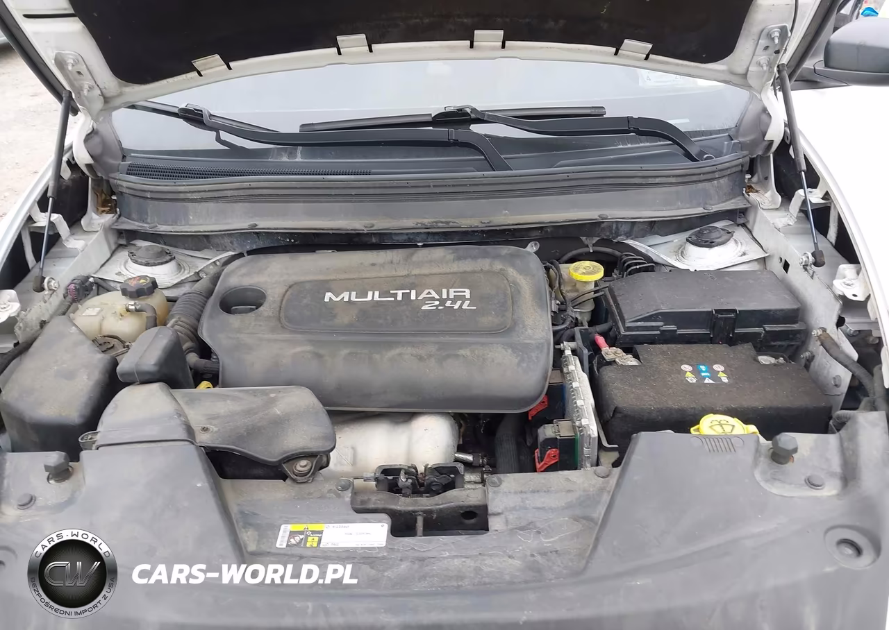 2014 Jeep Cherokee Sport VIN:1C4PJMAB6EW121431 - 10