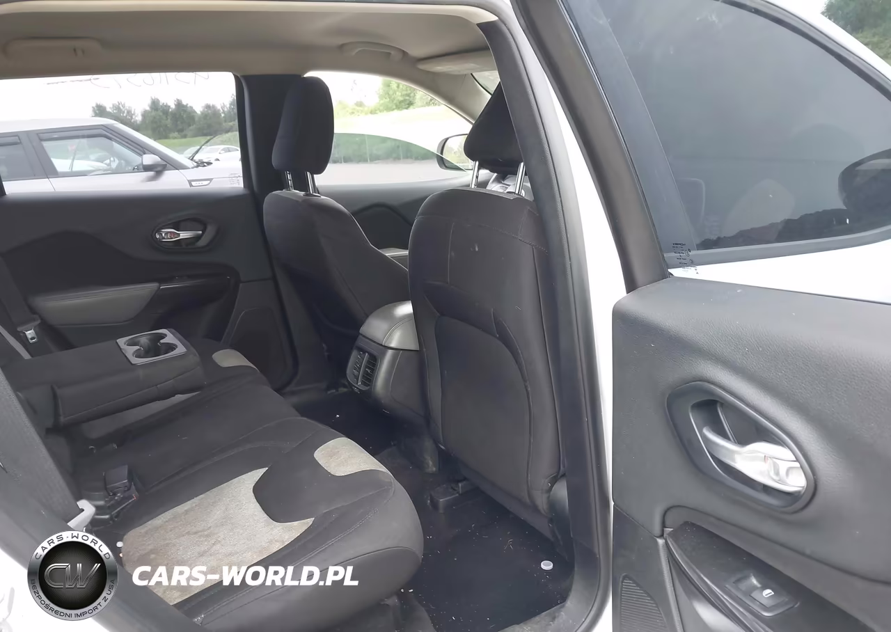 2014 Jeep Cherokee Sport VIN:1C4PJMAB6EW121431 - 8