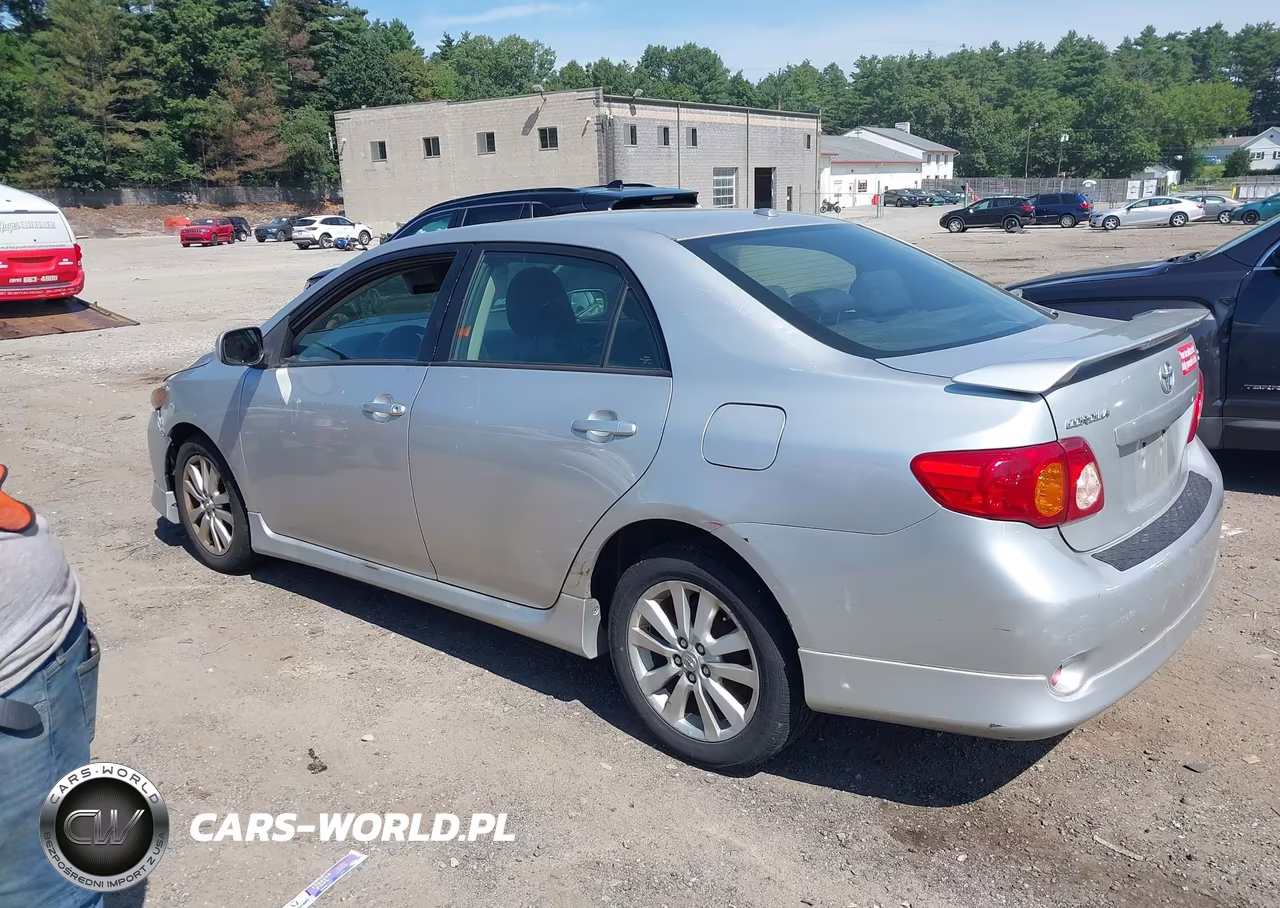 2010 Toyota Corolla S VIN:2T1BU4EE9AC285958 - 3