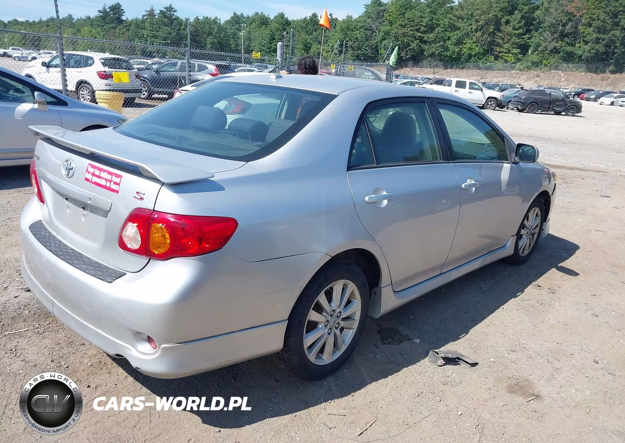 2010 Toyota Corolla S VIN:2T1BU4EE9AC285958 - 4