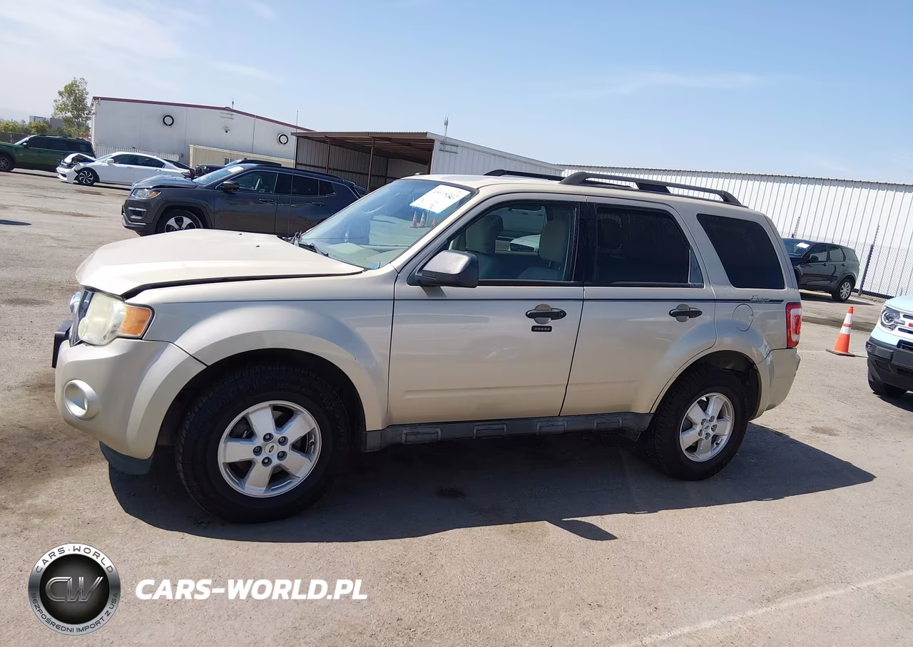 2010 Ford Escape Xlt VIN:1FMCU9D75AKC77323 - 14