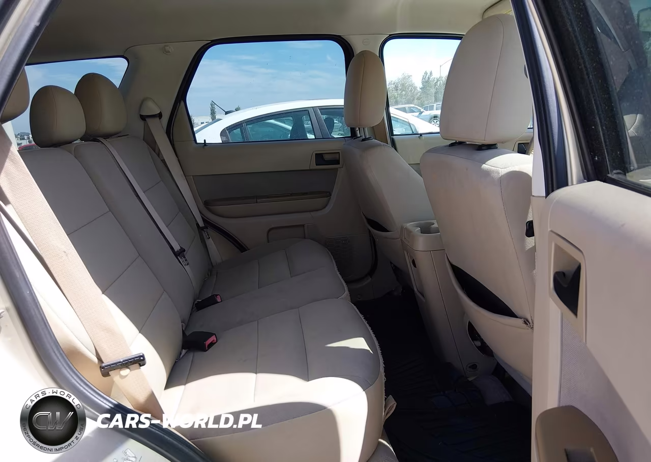 2010 Ford Escape Xlt VIN:1FMCU9D75AKC77323 - 8