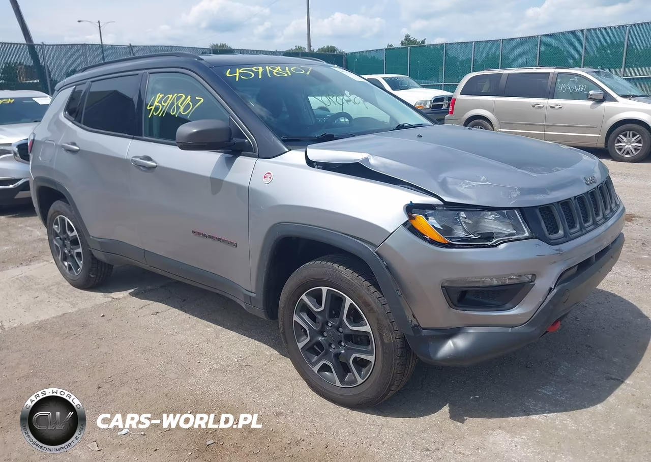 2019 Jeep Compass Trailhawk 4X4 VIN:3C4NJDDB5KT671742 - 1