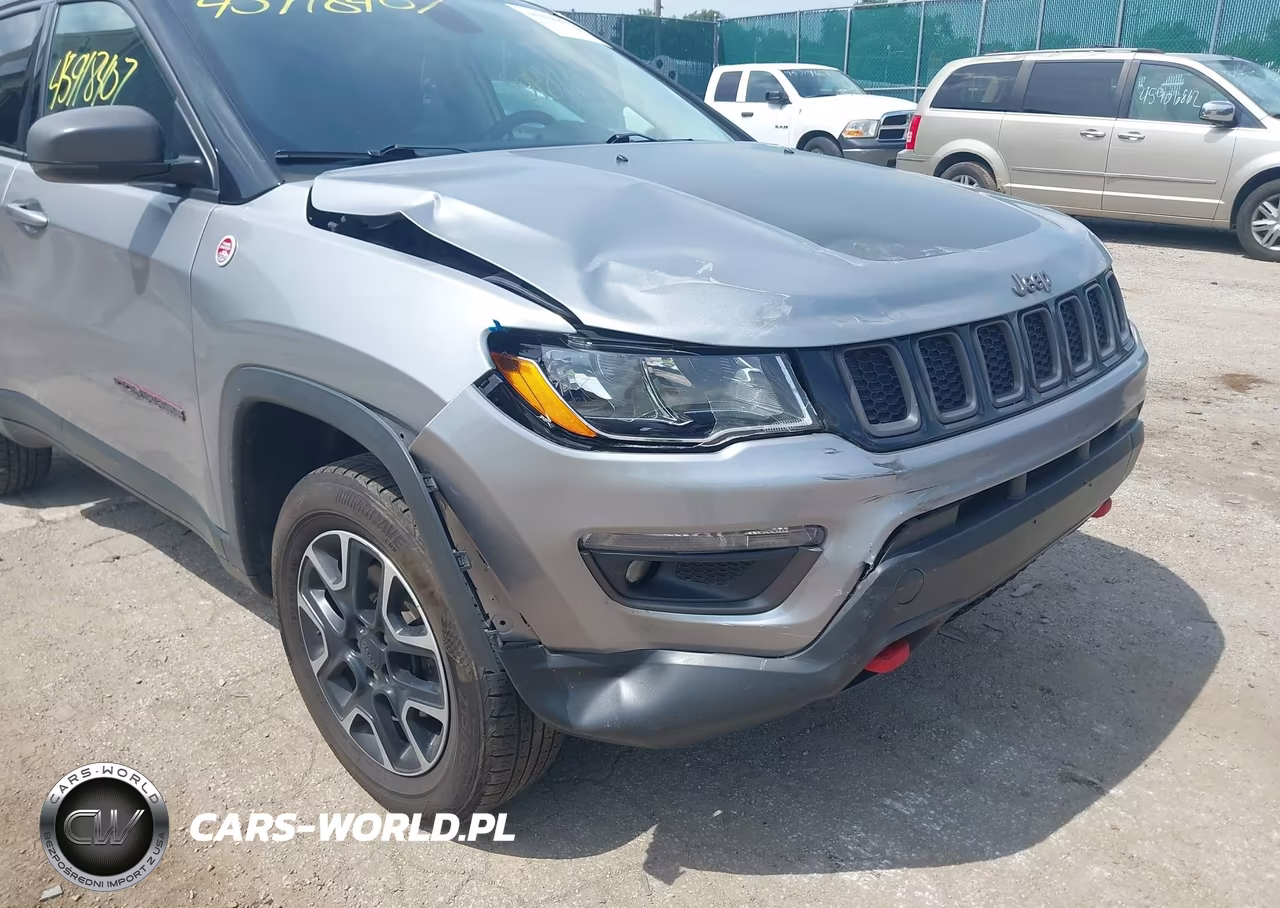 2019 Jeep Compass Trailhawk 4X4 VIN:3C4NJDDB5KT671742 - 6